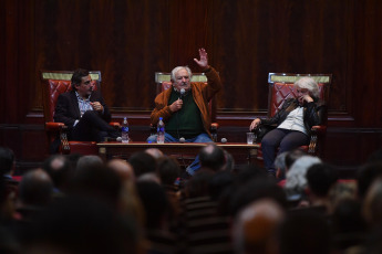 Buenos Aires, Argentina.- In the photos taken on May 15, 2023, the former president of Uruguay, José "Pepe" Mujica (center), during an act in Buenos Aires. Followers of the pre-candidate for president Javier Milei, verbally attacked Mujica in the prelude to the exhibition that was scheduled for Sunday, May 14. "There was no moment in 200 or 300 thousand years of history in which human groups did not invent something magical to believe in, which later became a fan of it," Mujica said after the episode.