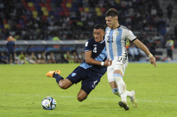 Santiago del Estero, Argentina.- In the photos taken on May 23, 2023, during the match between Argentina and Guatemala at the Madre de Ciudades stadium in Santiago del Estero for date 2 of Group A of the Sub 20 World Cup. Argentina defeated 3 -0 to Guatemala, getting their second win in the competition, after beating Uzbekistan 2-1 on the first day. The 'Albiceleste' goals were scored by Alejo Veliz (17'), Luka Romero (65') and Maximo Perrone (90+8').