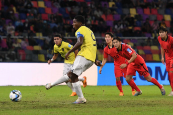 Santiago del Estero, Argentina.- In the photos taken on June 1, 2023, during the match between South Korea and Ecuador for the round of 16 of the U-20 World Cup at the Único Madre de Ciudades Stadium, in Santiago del estuary. South Korea defeated Ecuador 3-2 with goals from Lee Young-jun and Bae Jun-ho, in the first half, and from Choi Seok-hyun, early in the second half. The South Korean team will face Nigeria in the quarterfinals.