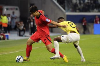 Santiago del Estero, Argentina.- In the photos taken on June 1, 2023, during the match between South Korea and Ecuador for the round of 16 of the U-20 World Cup at the Único Madre de Ciudades Stadium, in Santiago del estuary. South Korea defeated Ecuador 3-2 with goals from Lee Young-jun and Bae Jun-ho, in the first half, and from Choi Seok-hyun, early in the second half. The South Korean team will face Nigeria in the quarterfinals.