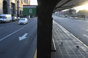 Buenos Aires, Argentina.- In the photos taken on July 7, 2023, it shows the streets of Buenos Aires in the middle of the collective strike. A collective strike and a surprise force measure on the Sarmiento Train by hierarchical employees who are demanding the approval of the Collective Agreement -signed in January 2022- left millions of passengers unable to travel who sought alternative ways to get to work.