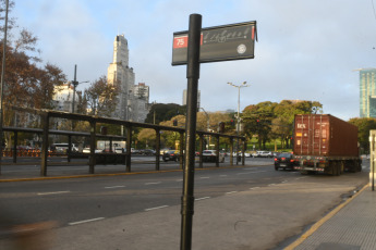 Buenos Aires, Argentina.- In the photos taken on July 7, 2023, it shows the streets of Buenos Aires in the middle of the collective strike. A collective strike and a surprise force measure on the Sarmiento Train by hierarchical employees who are demanding the approval of the Collective Agreement -signed in January 2022- left millions of passengers unable to travel who sought alternative ways to get to work.