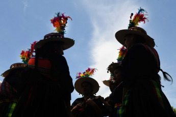 Buenos Aires, Argentina.- In the archive photo, the Fiesta de la Alasita, the traditional Aymara celebration that lasts for three weeks in the Bolivian city of La Paz, will be held tomorrow in different points of the Greater Buenos Aires while the one that takes place every year in the Indo-American Park was rescheduled for next Sunday attentive to the general strike called in rejection of the policies of Javier Milei.