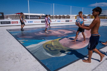 Mar del Plata, Argentina.- In the photos taken on January 15, 2024, the Lionel Messi mural painted by two artists from the city of Mar del Plata is shown. The mural, almost 100 square meters on the cement floor of a football field, in a resort in Punta Mogotes, pays tribute to Lionel Messi a year after commanding the Argentine team that became world champion in Qatar.