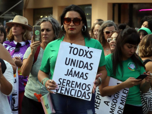 Buenos Aires, Argentina.- En la foto tomada el 8 de marzo de 2024, en conmemoración por el Día Internacional de la Mujer se realizaron una serie de marchas, actos y movilizaciones en distintas ciudades del país. La concentración principal fue en la plaza del Congreso.