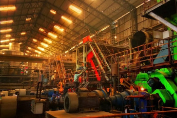 Buenos Aires, Argentina.- In the photos taken on April 19, 2024, it shows the facilities of a textile factory in Buenos Aires. The textile and footwear unions analyzed “the critical situation” that these sectors are going through, in the context of a labor situation that is beginning to “feel the symptoms of the paralysis of these activities and the consequent reduction in production,” and decided join the CGT national strike on May 9.
