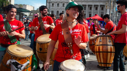 Buenos Aires, Argentina - Workers of Argentina's national news agency, Télam, held a festival on Saturday 20 April 2024 to coincide with the 79th birthday of the agency, threatened with closure by the government of Javier Milei, in Plaza Congreso from 2.30pm, bringing together a dozen artistic proposals. The festival was organised by Télam workers, the Sipreba union and the Fatpren Press Federation.