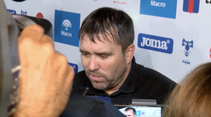 Eduardo 'Chacho' Coudet habla con la prensa tras consagrarse campeón con Racing en 2019