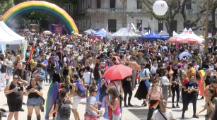 Marcha del Orgullo LGBTIQ+ en Plaza de Mayo en Buenos Aires en 2021